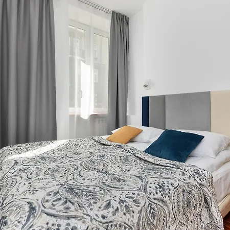 Rejtana Comfortable Mokotow By Renters Apartment Warsaw